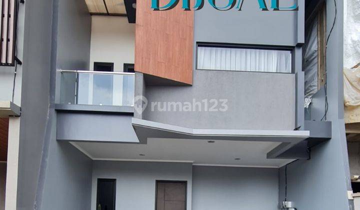 Rumah Mewah 2 Lt Desain Modern Bebas Banjir Lokasi 10 Mnt Ke Lrt 1
