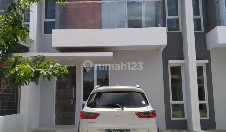 Dijual Rumah Baru Belum Pernah Dihuni 2 Lantai Grand Batavia Icon 3 Kamar Tidur dan 2 Kamar Mandi 2