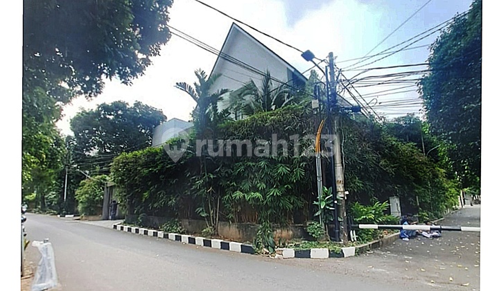 Rumah Mewah di Hook Taman Radio Dalam Gandaria Jaksel