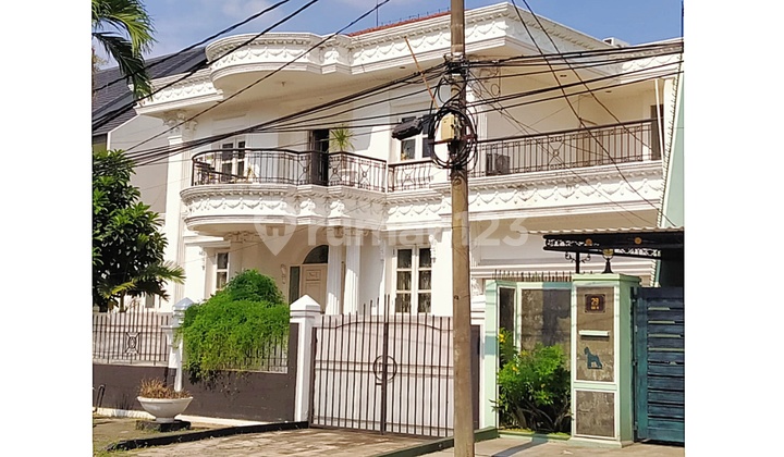 Rumah Mewah Jalan Kartika Utama Pondok Indah di Jual Lelang,Shm