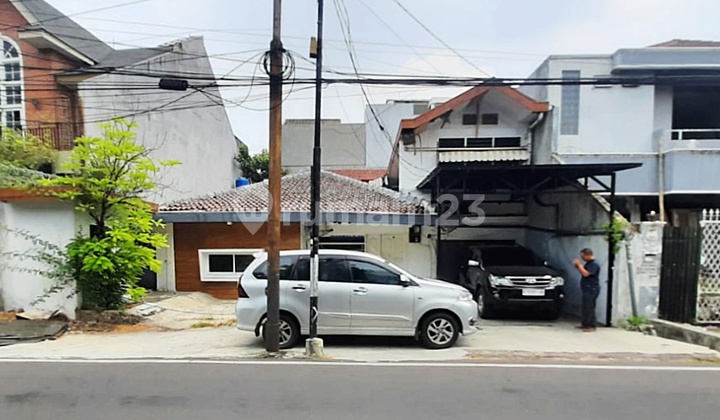 Rumah Lelang Di Jalan Mandala Tomang, Lokasi Strategis Potensial.