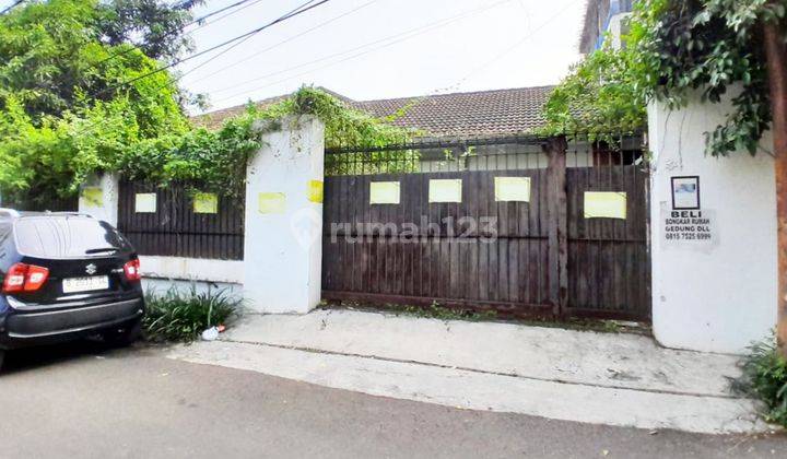 Rumah Hook di Jalan Taman Kemang II Bangka Jaksel 2