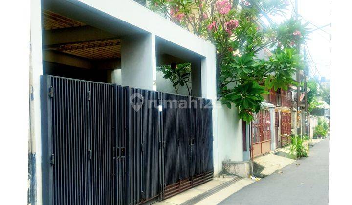 Rumah 2 lantai di tomang grogol jakarta barat 1