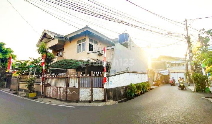 Rumah Hunian 2 Lantai Posisi Hook Di Kota Bambu Selatan Jakbar 1