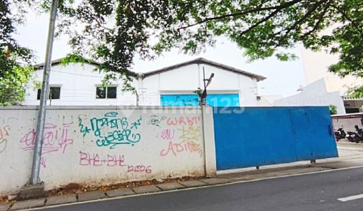 Warehouse on Jalan Raya Pondok Kacang -Pondok Aren Tangsel