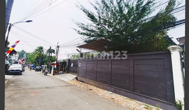 Rumah Mewah Lengkap Swimming Pool di Lelang Duri Kepa Jakbar 2