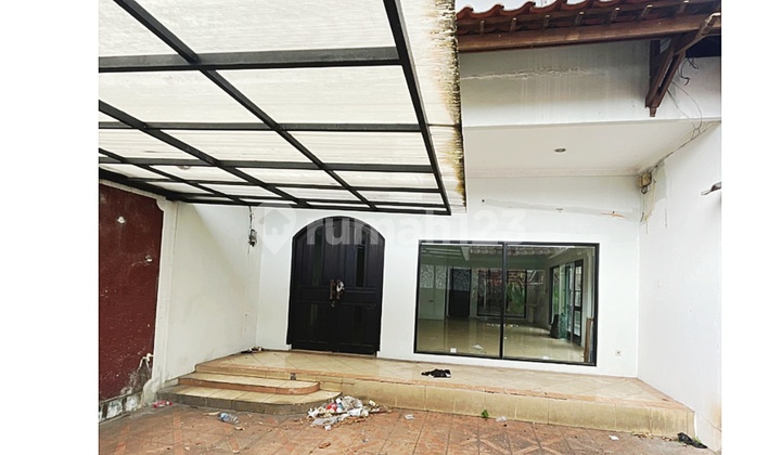 Auction House in Jagakarsa Raya, South Jakarta 2