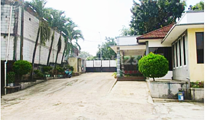 Gudang Di Jln.raya Pondok Gede Keamat Jati Jaktim Gudang Di Jln.raya Pondok Gede Keamat Jati Jaktim