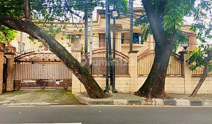 Turun Harga Rumah Mewah Di Jalan Cut Nyak Dien Menteng Jakpus 1