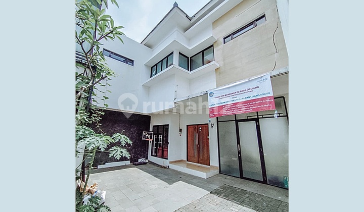 Rumah Minimalis di Lelang Villa Serenity Jagakarsa Jaksel