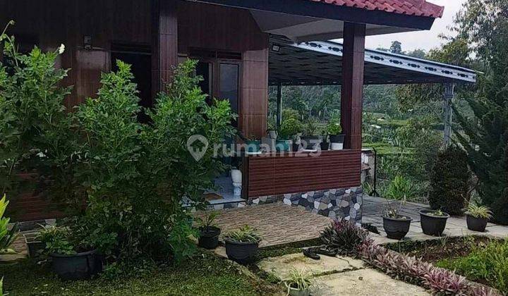 Dijual vila terawat di ciwidey 2