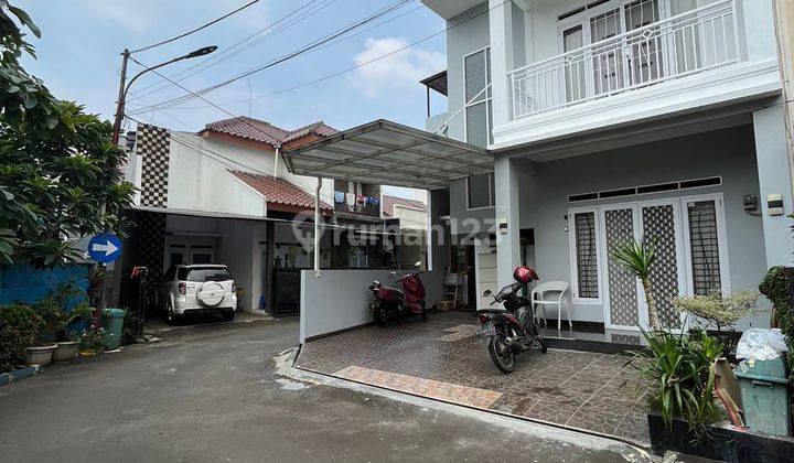 Rumah 2 Lantai Terawat Di Kebagusan Jaksel 2