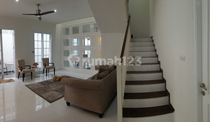 Nice Well-Maintained House in a Cluster in Bambu Apus, East Jakarta 2