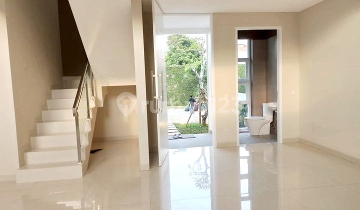 Rumah 2,5 Lantai Dalam Cluster Simatupang Jaksel 2