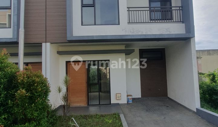 Rumah Townhouse 2 Lantai Di Ciracas Raya