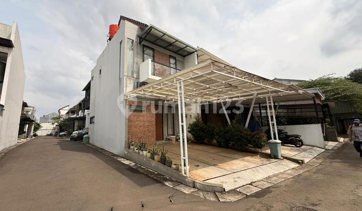 Rumah Hook 2 Lantai Dalam Cluster Pinggir Jalan Kebagusan Raya 2