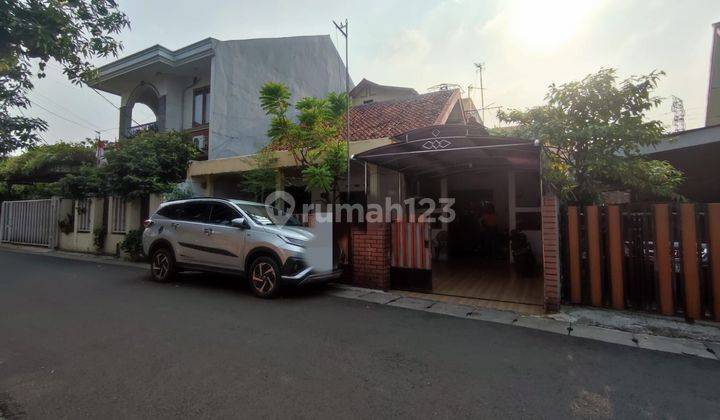 Rumah Tua 2 Lantai Hitung Tanah Dalam Komplek Ps Minggu 1