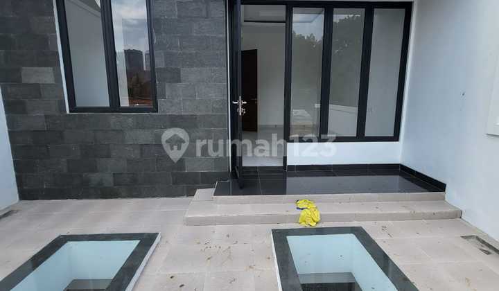 Rumah Renovated Di Flamboyan Tebet