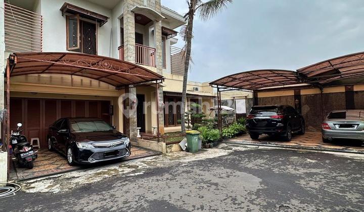 Rumah Hook Dalam Townhouse Di Fatmawati Jaksel