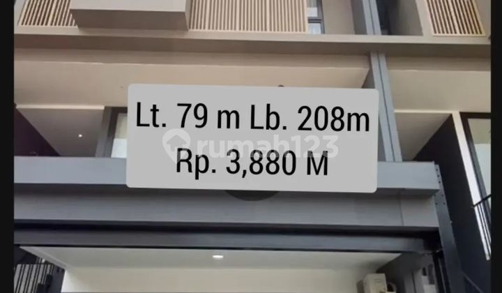 Rumah Dalam Cluster 4 Lantai Di Dekat Cilandak Jaksel Rumah Dalam Cluster 4 Lantai Di Dekat Cilandak Jaksel