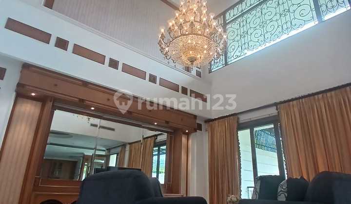 Rumah Mewah 2 Lantai + Basement Di Wijayakarta Jaksel