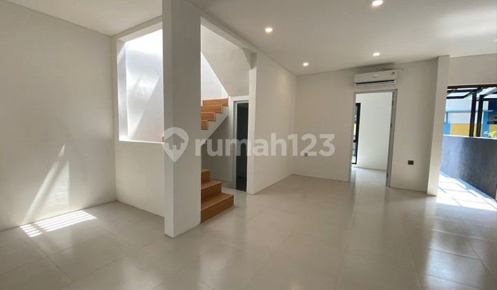 2-Story House in Cipedak, Jagakarsa 2