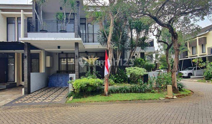 Rumah 2 Lantai Hook Bagus Siap Huni
bintaro Sektor 9  1