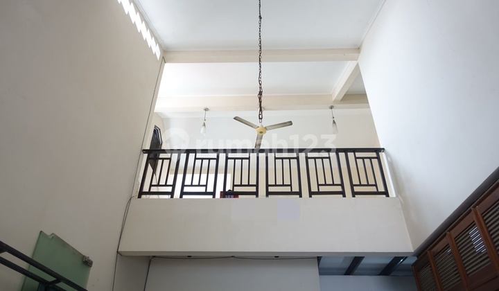 Premium Location House in Ciomas, Kebayoran Baru, South Jakarta 2