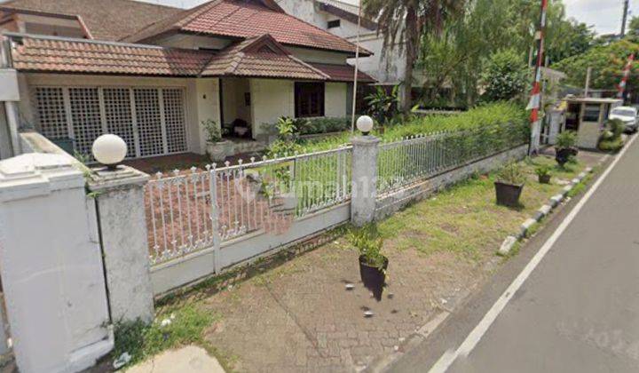 Rumah 2 Lantai Di Menteng Jakpus 1