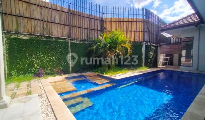 1-Story House in a Townhouse in Gandaria Cipete