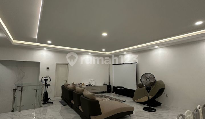 Rumah 3 Lantai Dalam Komplek Di Ampera Raya Cilandak 2