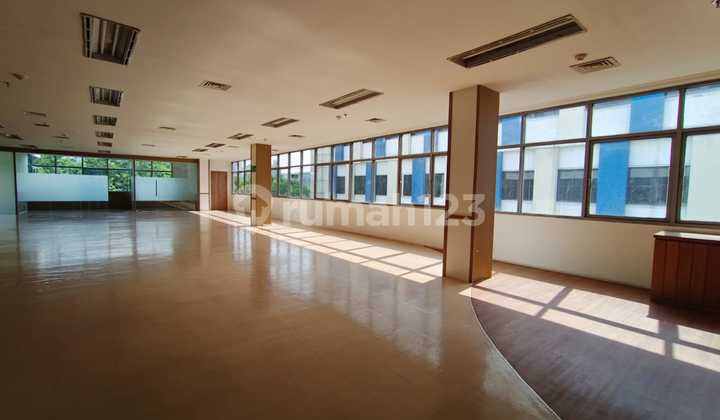 3 Office Space Strategis di Tanah Abang 3, Jakarta Pusat 3 Office Space Strategis di Tanah Abang 3, Jakarta Pusat