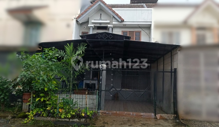 Rumah 2 Lantai Taman Palem Lestari Cengkareng, Jakarta Barat