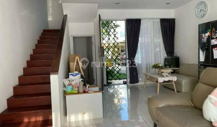 Rumah 2 lantai di Mahogany Residence dekat mall 2