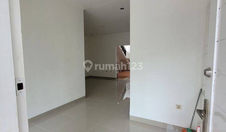 Rumah Bagus di Perumahan The Address Jl.Raya Leuwinanggung Sudah Renovasi 2