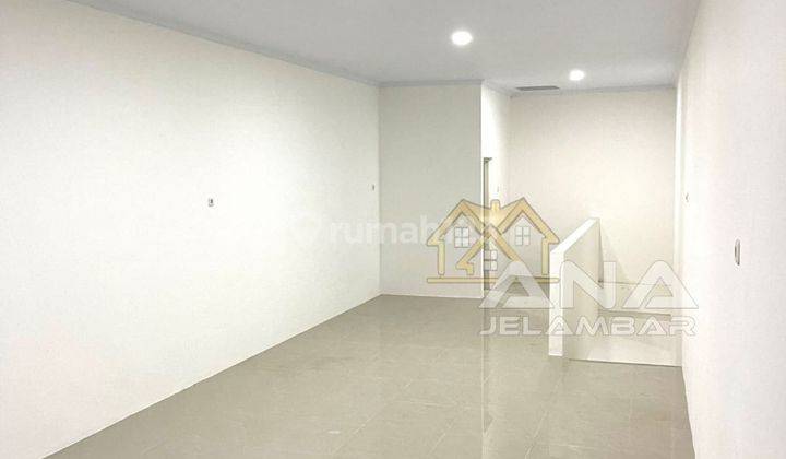 ANA RUMAH BARU 4X16M² DI JELAMBAR  2