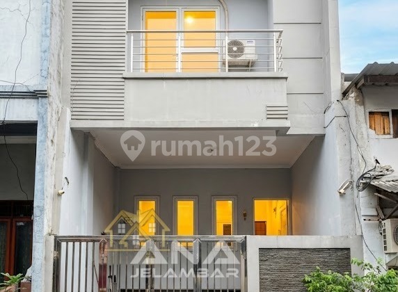 Ana Rumah Terawat Uk 5X14.5m di Teluk Gong
