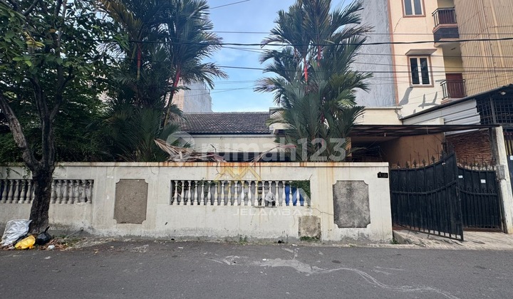 ANA RUMAH UK 18X20M DI JELAMBAR