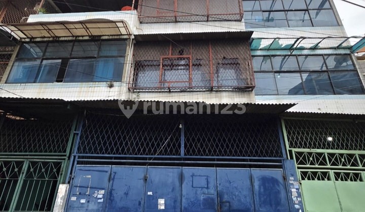 Ana Rumah Uk 5X18m di Jelambar