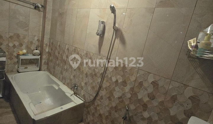 Ana Rumah Uk 3X15m di Jalan Lebar Komplek Kavling Polri Jelambar 2