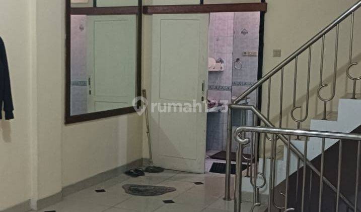 ANA RUMAH UK 4X20M LOKASI JALAN RAMAI JELAMBAR 2