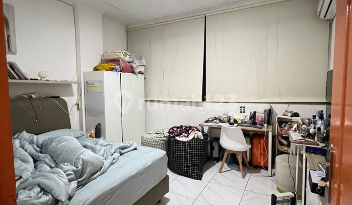 ANA RUMAH UK 4X12M ROW 2 MOBIL DI JELAMBAR 2