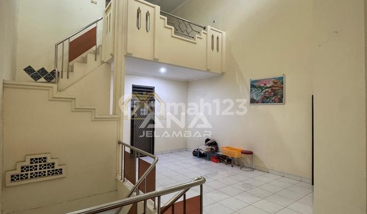 Ana Rumah Uk 5.7X20m di Komplek Kavling Polri Jelambar Ana Rumah Uk 5.7X20m di Komplek Kavling Polri Jelambar