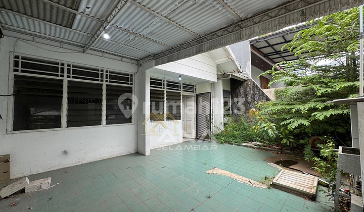 ANA RUMAH LUAS UK 9X20M DI KOMPLEK DUTA MAS JELAMBAR 2