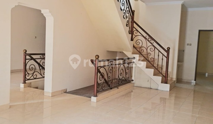 ANA RUMAH GANDENG UK 8X22M DI JELAMBAR 2