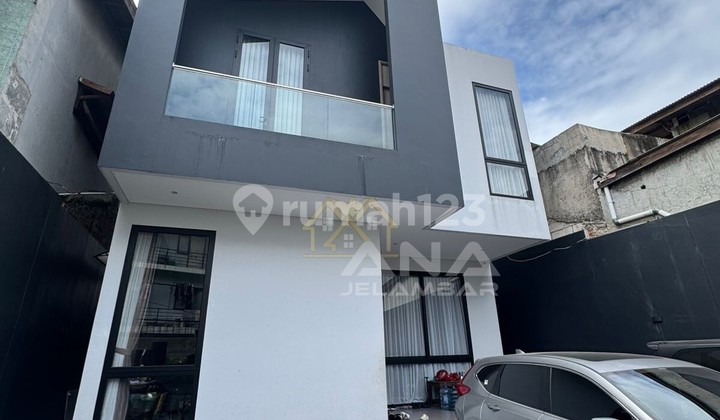ANA RUMAH SEMI FURNISHED SEMI BARU UK LT.258M DI JELAMBAR 1