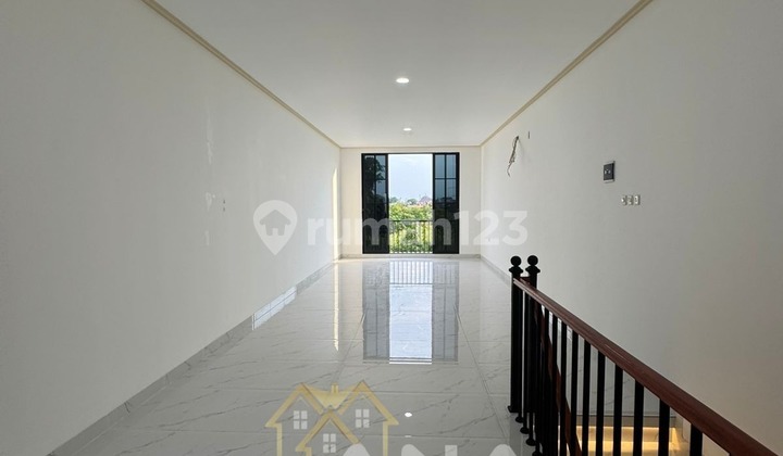 Ana Rumah Baru Uk 4X20m Dalam Komplek Taman Ratu 2