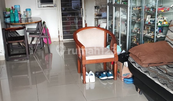 ANA RUMAH UK 6X18M DI KOMPLEK PURI GARDENA KALIDERES