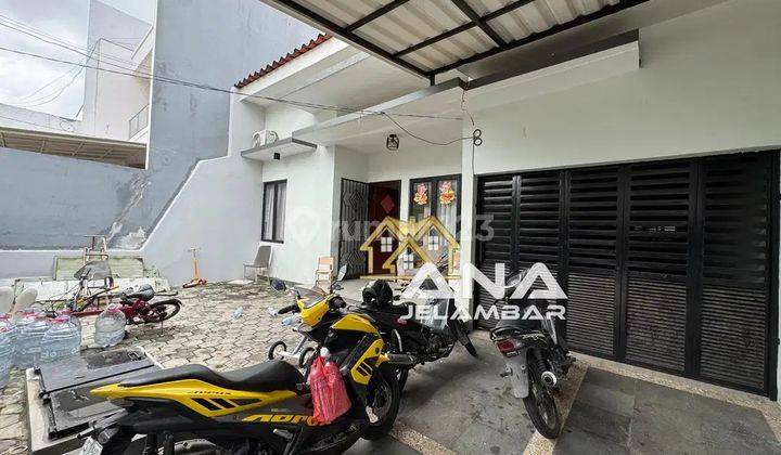 ANA RUMAH BAGUS UK 9X24M DI KOMPLEK TAMAN DUTA MAS JELAMBAR 1