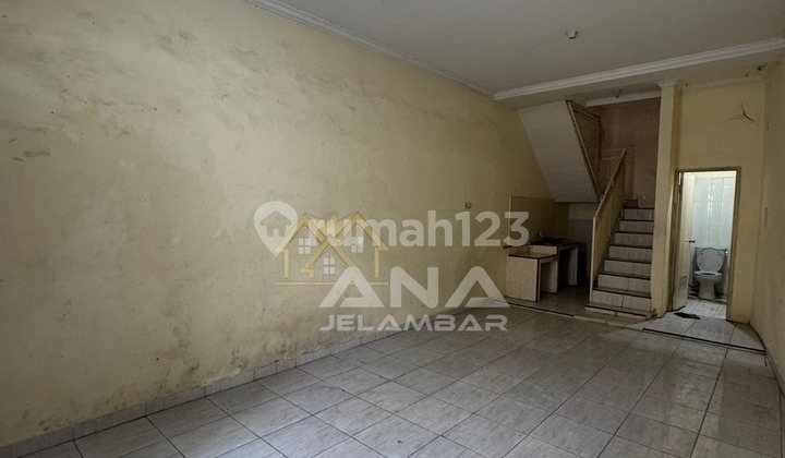 ANA RUMAH UK 4X12M AKSES TRUK DI JELAMBAR 2